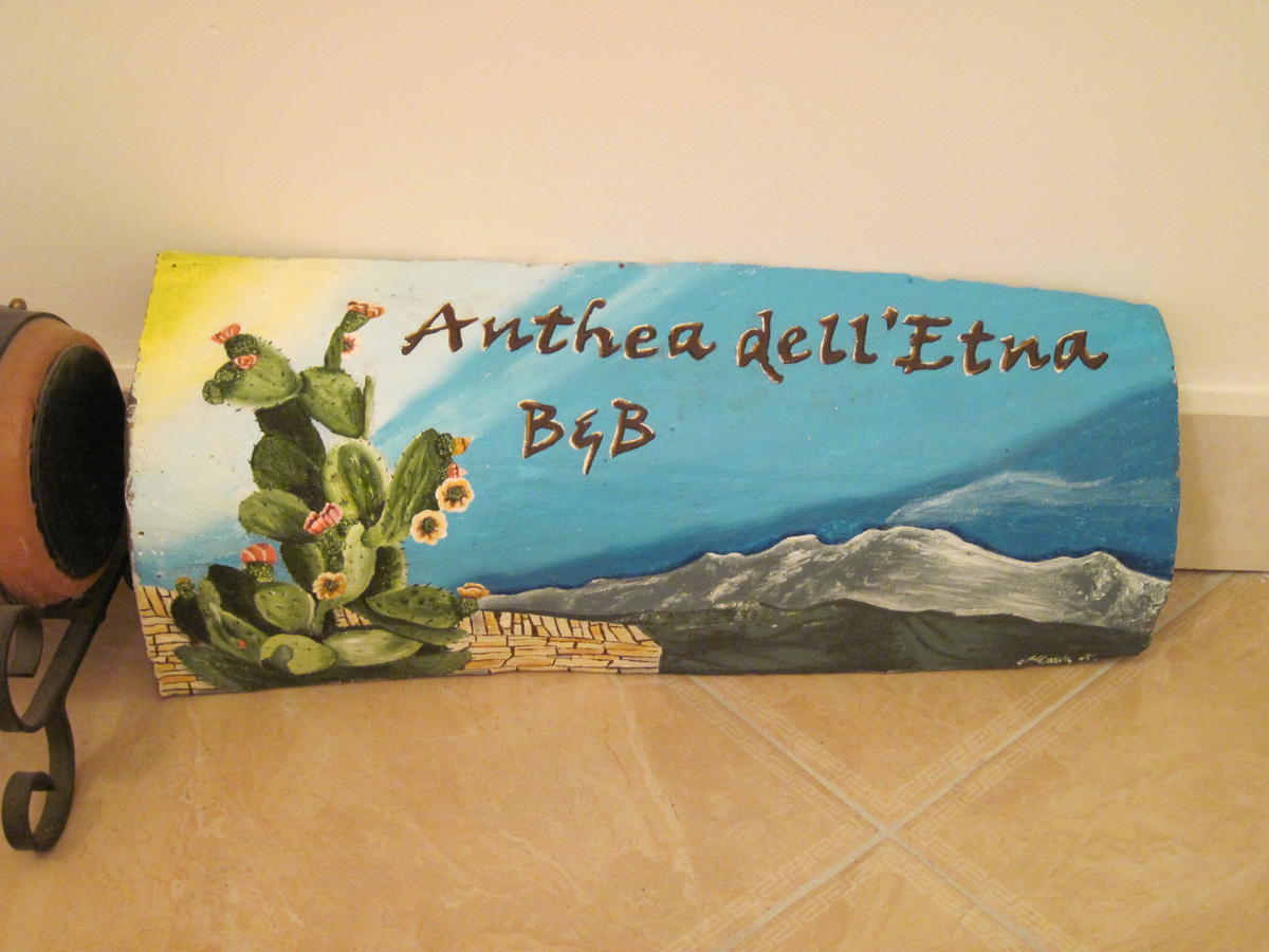 Anthea Dell' Etna Bed and Breakfast Santa Venerina Buitenkant foto