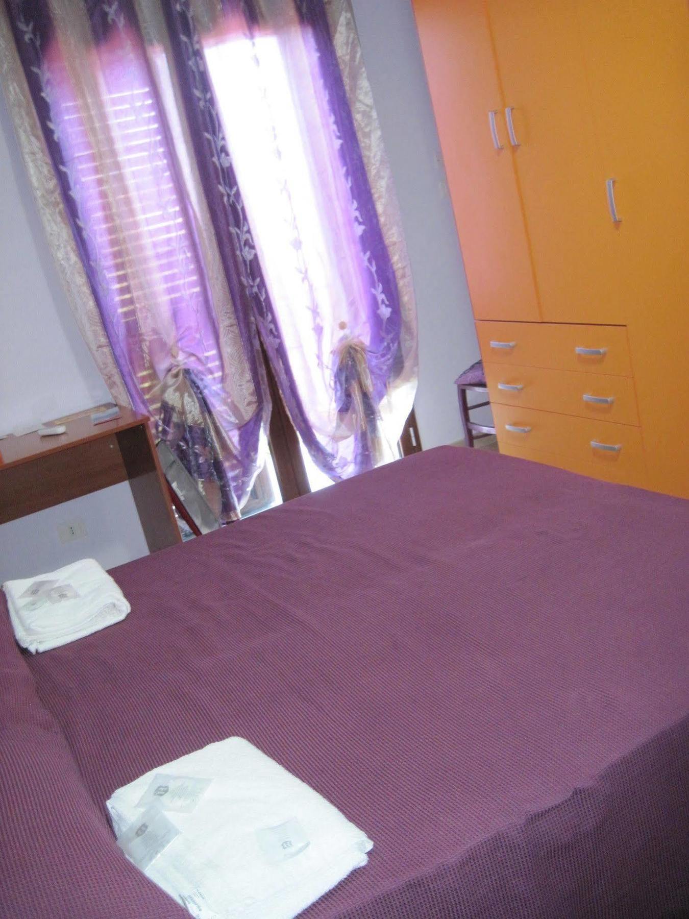 Anthea Dell' Etna Bed and Breakfast Santa Venerina Buitenkant foto