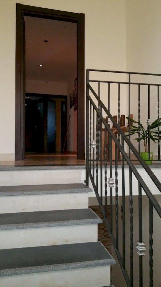 Anthea Dell' Etna Bed and Breakfast Santa Venerina Buitenkant foto
