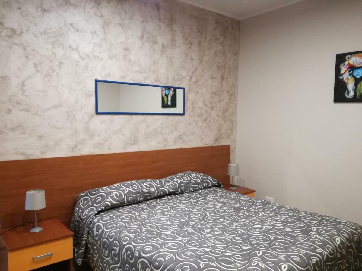 Anthea Dell' Etna Bed and Breakfast Santa Venerina Buitenkant foto