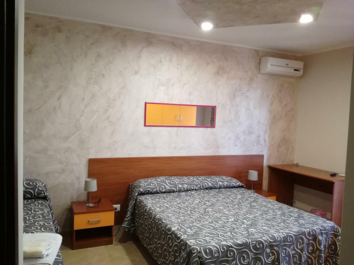 Anthea Dell' Etna Bed and Breakfast Santa Venerina Buitenkant foto