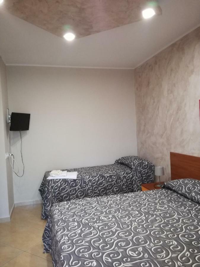 Anthea Dell' Etna Bed and Breakfast Santa Venerina Buitenkant foto