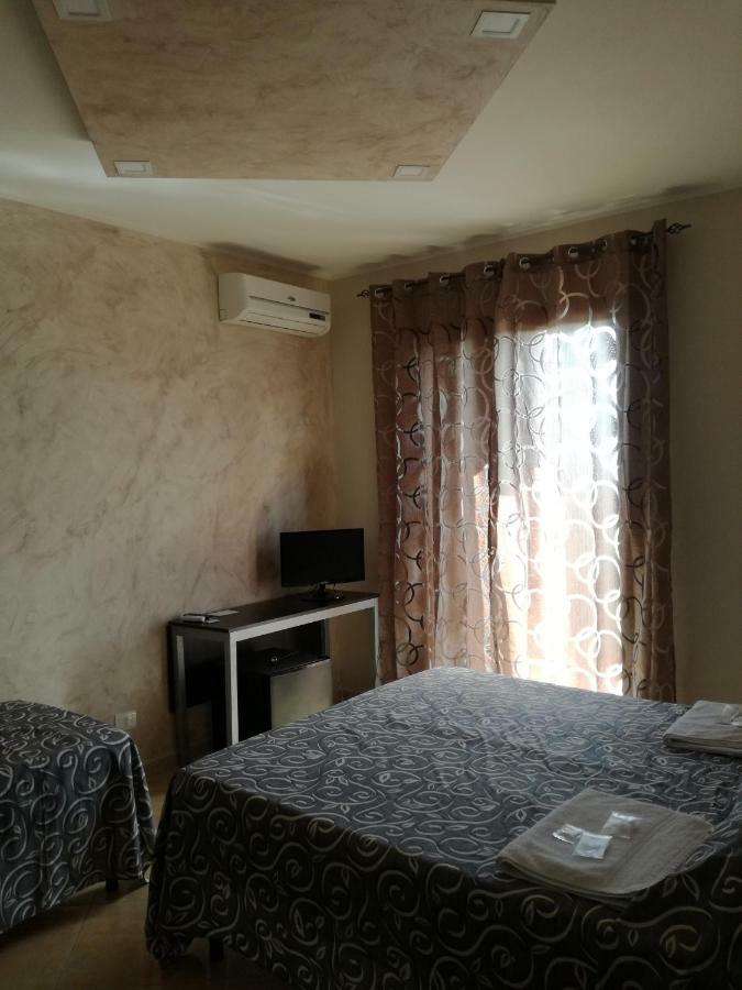 Anthea Dell' Etna Bed and Breakfast Santa Venerina Buitenkant foto
